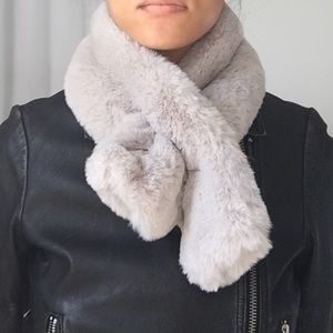 NWOT Japanese Faux Fur Stole